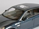 1:18 Welly Platinum Porsche Panamera S 2009 Azul metálico. Subida por Ricardo